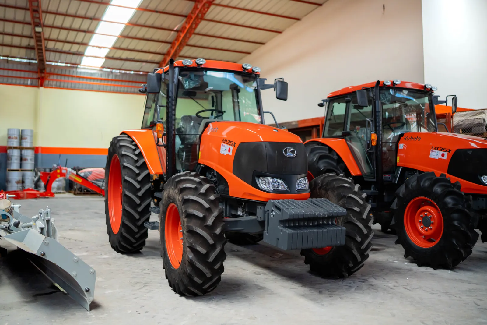 Tractores Kubota en las instalaciones de Morgillo